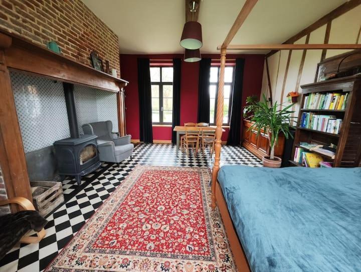 Chambre Spacieuse Avec Vue Sur Clocher Appartement Verchin Buitenkant foto