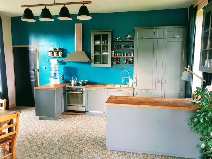 Chambre Spacieuse Avec Vue Sur Clocher Appartement Verchin Buitenkant foto